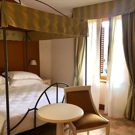 Hotel Villa San Lucchese Поджибонси Экстерьер фото