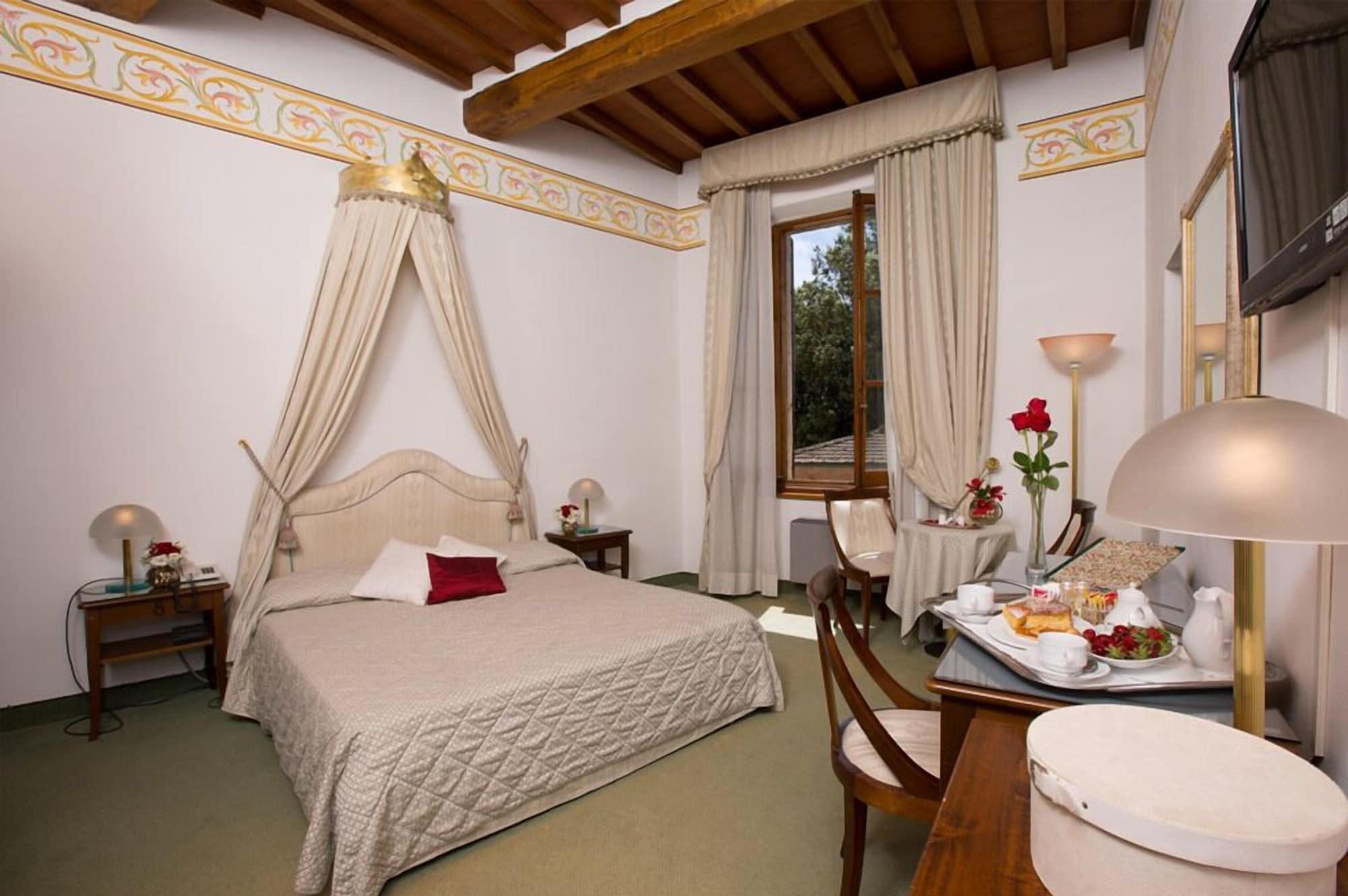 Hotel Villa San Lucchese Поджибонси Экстерьер фото