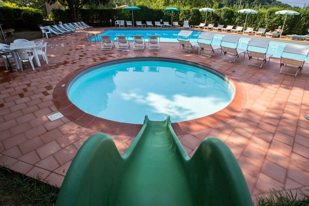Hotel Villa San Lucchese Поджибонси Экстерьер фото